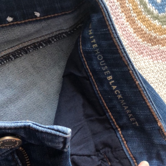 Classic-Rise Lace-Hem Skinny Ankle Jeans - Picture 9 of 10